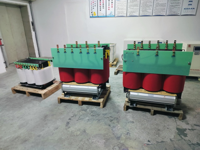 铁山港KS11-1000KVA矿用变压器